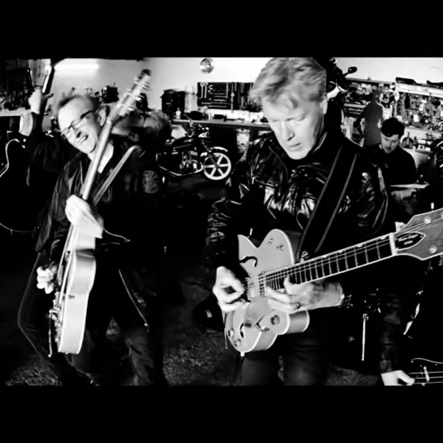 We're Not In Kansas – Official Website of Big Country